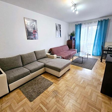 Green Kabaty Apartment 2 Варшава Екстер'єр фото